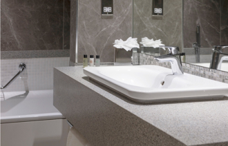 Oultonhall Roomsdeluxefamily Carousel Desktop 03