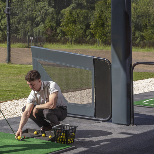 <p>TRACKMAN DRIVING RANGE</p>