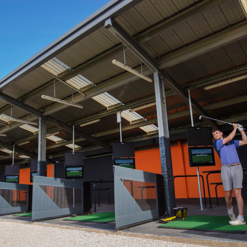 <p>TRACKMAN DRIVING RANGE</p>